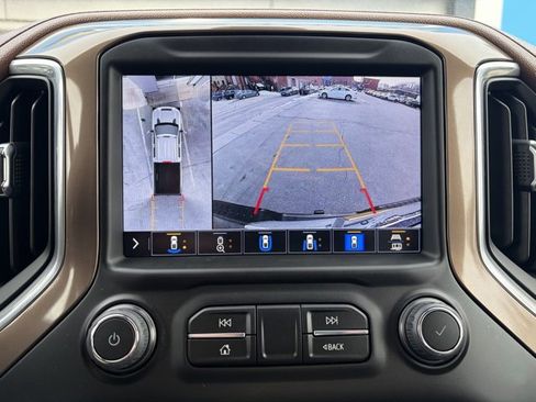 Used 2022 Chevrolet Silverado 2500 High Country w/ Safety Package II image 26