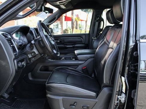 Used 2022 RAM 3500 Limited AWD/4WD image 16