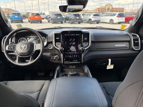 New 2026 RAM 1500 4x4 Crew Cab image 10