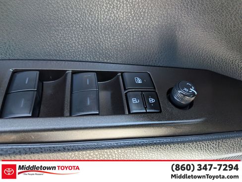 Used 2024 Toyota Camry SE w/ Cold Weather Package AWD/4WD image 12