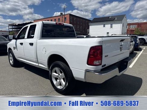Used 2024 RAM 1500 Classic SLT AWD/4WD image 8