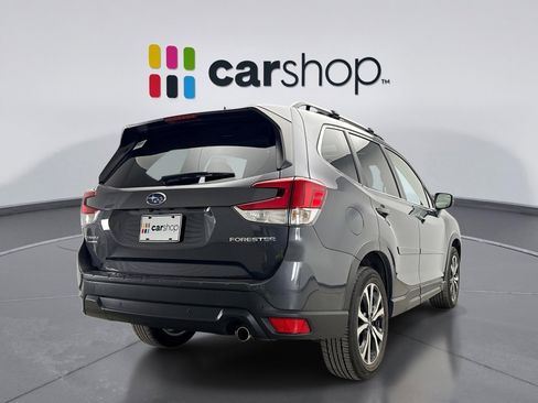 Used 2022 Subaru Forester Limited image 5