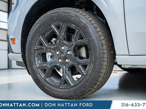 New 2026 Ford Maverick Lobo AWD/4WD image 36