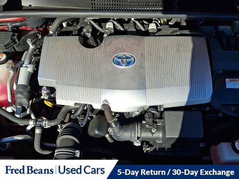 Used 2017 Toyota Prius Prime Advanced image 28