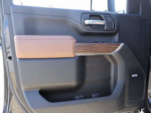 Used 2022 Chevrolet Silverado 3500 High Country w/ Safety Package II image 20