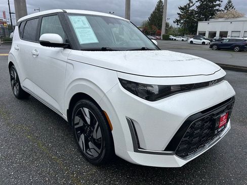 Used 2023 Kia Soul GT-Line FWD image 3