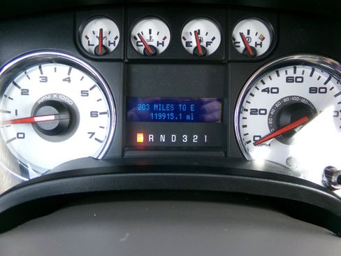 Used 2010 Ford F150 XLT AWD/4WD image 20