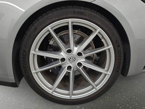 Certified 2022 Porsche 911 Carrera image 27