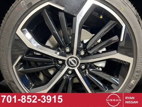 New 2025 Nissan Altima 2.5 SR w/ SR Premium Package image 14