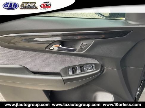 Used 2025 Chevrolet TrailBlazer LT AWD/4WD image 11