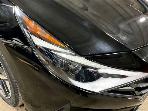 Used 2023 Hyundai Elantra SEL w/ Convenience Package image 23