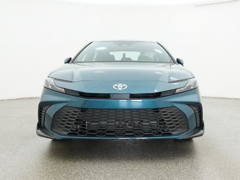 New 2026 Toyota Camry SE FWD image 18