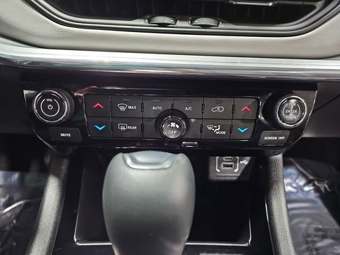 Used 2023 Jeep Compass Limited w/ Elite Group image 19