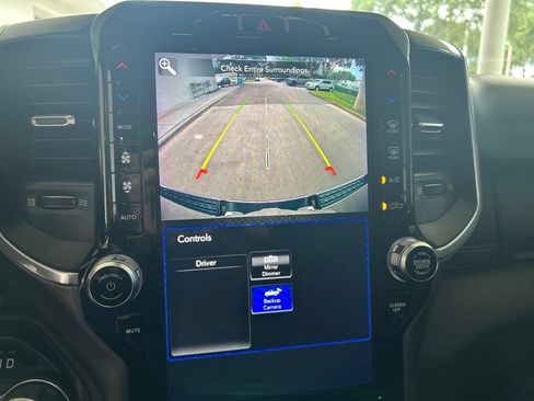 Used 2022 RAM 1500 Big Horn RWD image 10