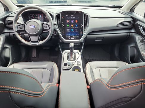 Used 2024 Subaru Crosstrek 2.5i Limited w/ Crosstrek Mirror Package image 16