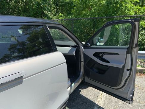 Certified 2024 Land Rover Range Rover Evoque Dynamic SE image 14