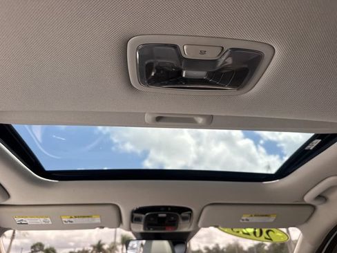 Certified 2025 Hyundai Tucson SEL FWD image 19