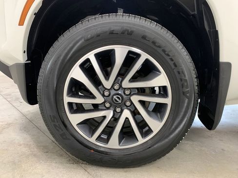 Used 2022 Nissan Frontier S w/ Technology Package image 18