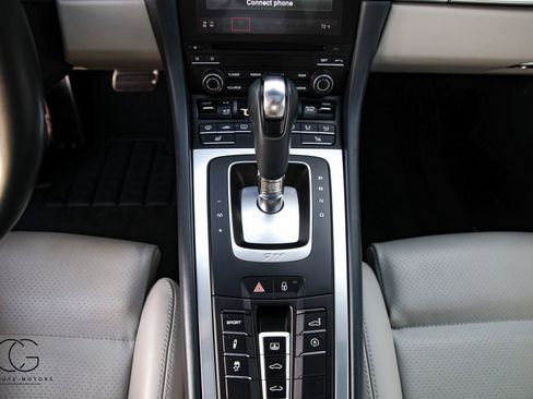 Used 2017 Porsche 911 Carrera 4S AWD/4WD image 33