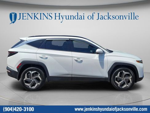 Certified 2023 Hyundai Tucson Limited AWD/4WD image 2