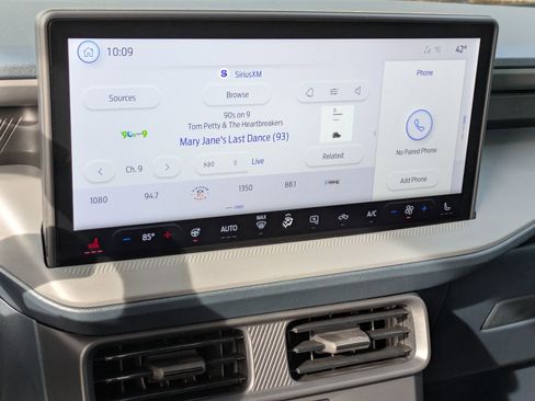 New 2026 Ford Maverick XLT w/ Equipment Group 301A image 17