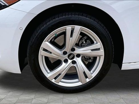 Used 2025 Audi A5 2.0T Premium Plus w/ Premium Plus AWD/4WD image 8