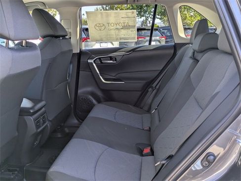 Used 2025 Toyota RAV4 XLE image 15