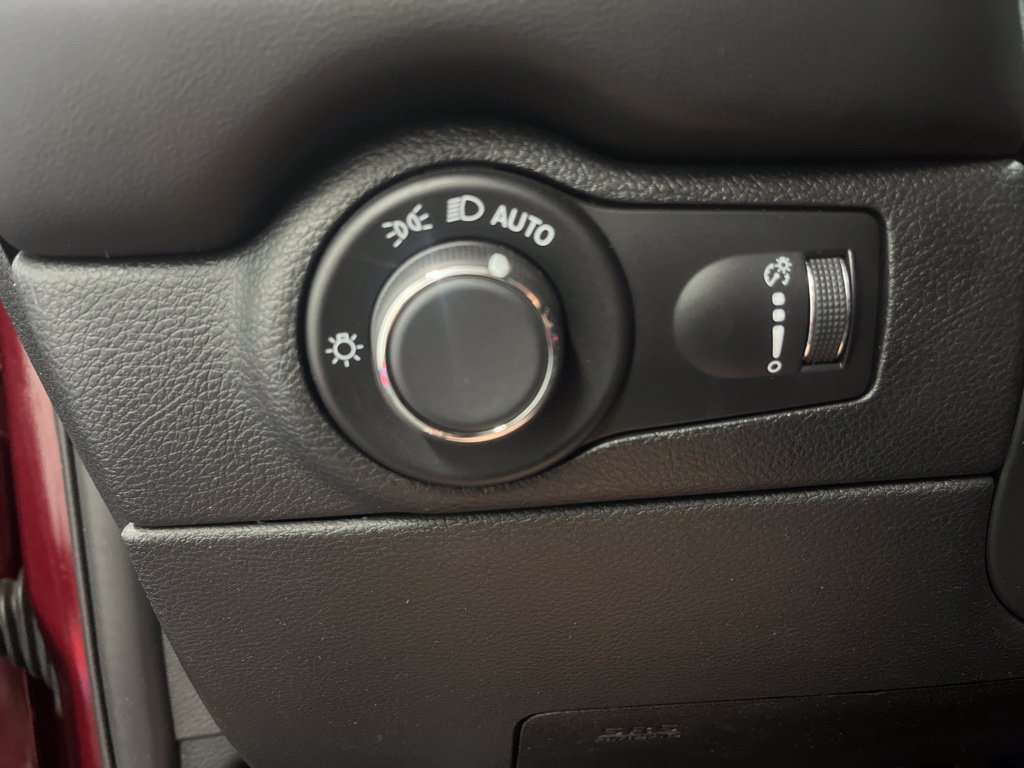Used 2025 Dodge Durango R/T AWD/4WD image 26