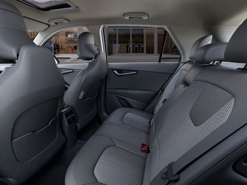 New 2025 Kia Niro EX Touring image 19