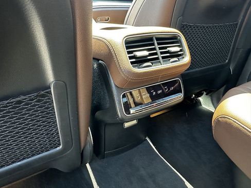 Certified 2024 Mercedes-Benz GLS 450 4MATIC image 27