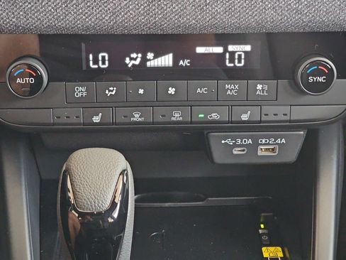 New 2026 Subaru Outback Limited AWD/4WD image 22