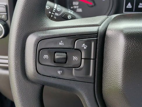 Used 2024 Chevrolet Silverado 1500 Custom image 17