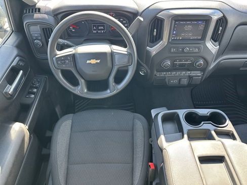 Certified 2025 Chevrolet Silverado 1500 Custom image 23