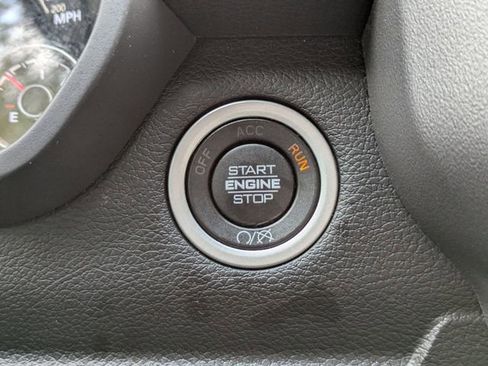 Used 2024 RAM 2500 Big Horn w/ Bed Utility Group image 30