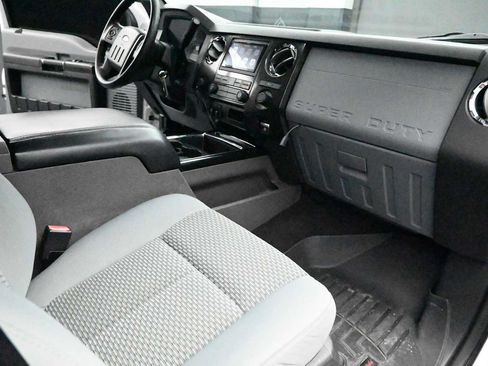 Used 2016 Ford F250 XLT AWD/4WD image 28