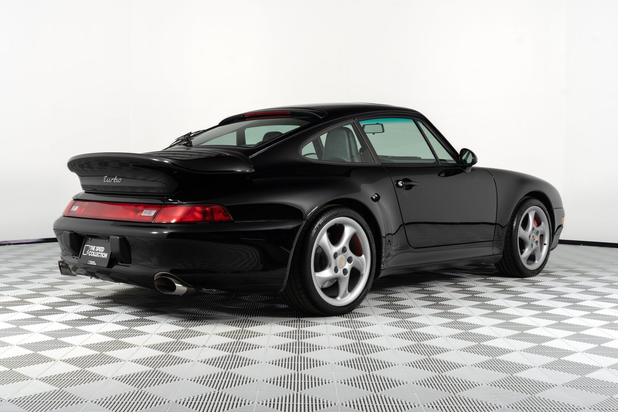 Used 1996 Porsche 911 Turbo RWD image 8