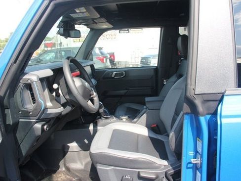 Used 2024 Ford Bronco Black Diamond image 21