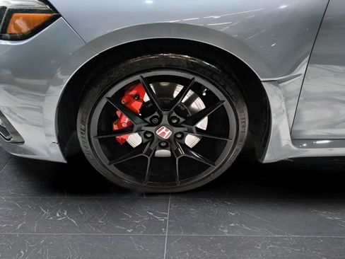 Used 2024 Honda Civic Type R image 8