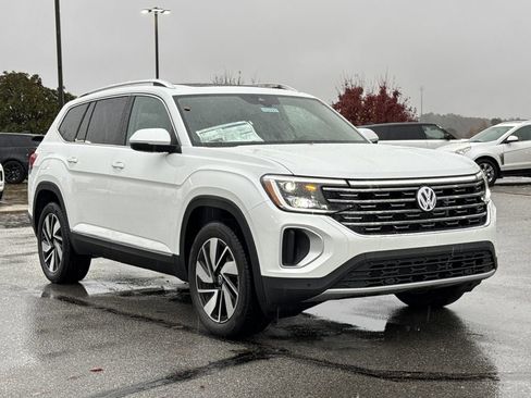 New 2026 Volkswagen Atlas SEL image 7