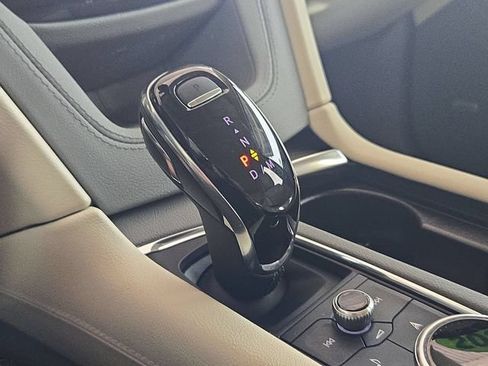 Used 2025 Cadillac XT5 Premium Luxury w/ Technology Package FWD image 15