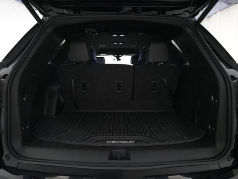 Used 2023 Chevrolet Traverse Premier AWD/4WD image 10