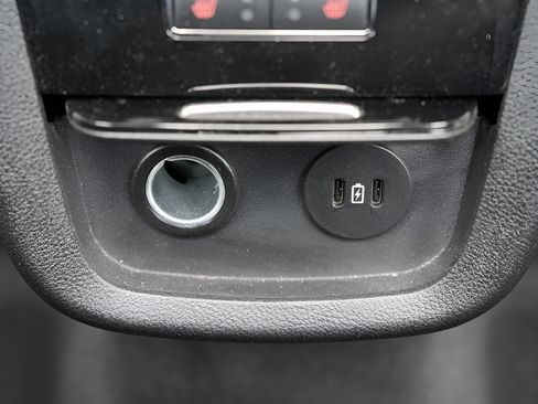 Used 2023 Lincoln Nautilus Reserve AWD/4WD image 20