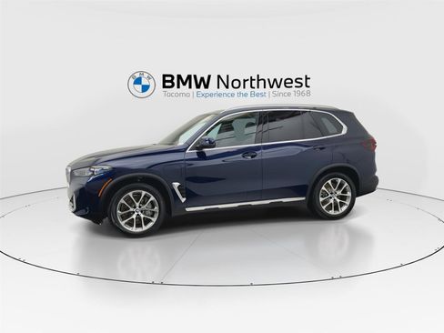 New 2026 BMW X5 xDrive50e AWD/4WD image 10