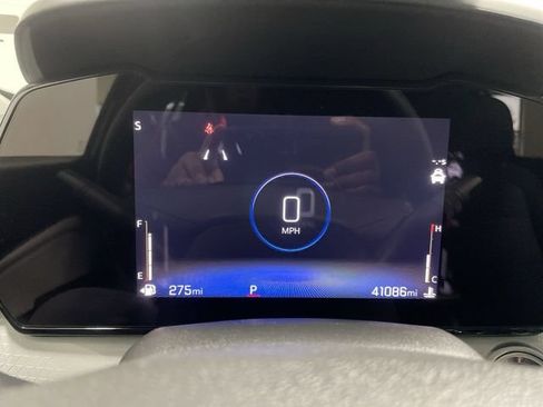 Used 2025 Chevrolet Trax LT FWD image 15