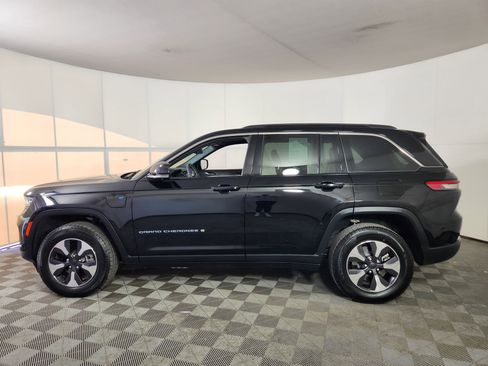 Used 2024 Jeep Grand Cherokee Limited 4xe w/ Luxury Tech Group II image 4