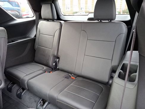 Certified 2023 Chevrolet Traverse LT w/ LT Premium Package image 12