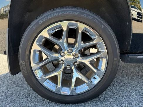 Used 2020 Chevrolet Tahoe Premier AWD/4WD image 24
