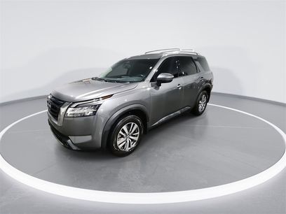 Used 2022 Nissan Pathfinder SL