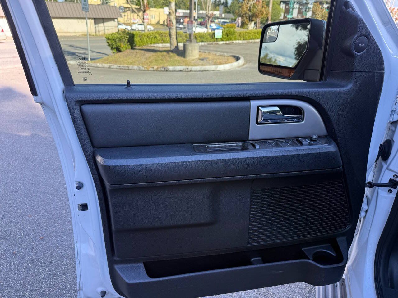 Used 2017 Ford Expedition EL Limited RWD image 44