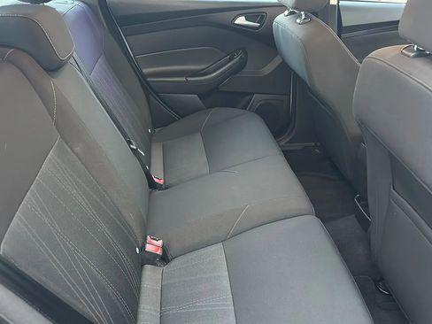 Used 2015 Ford Focus SE image 15